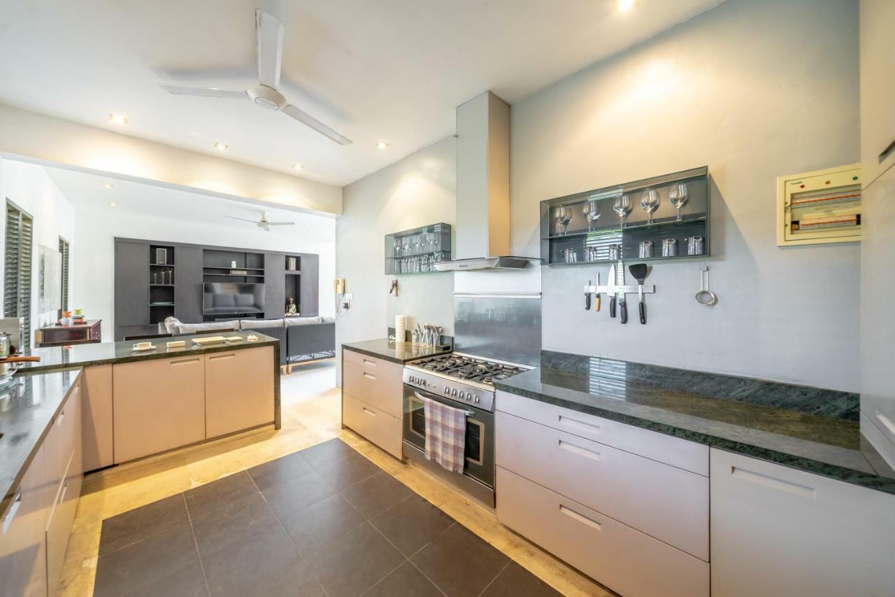 The Town House Villa เซมินยัค ภายนอก รูปภาพ